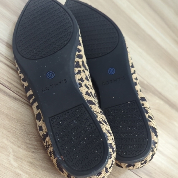 Rothy's Tan and Black Patterned Women's Flats Cheetah 8 - Picture 6 of 8